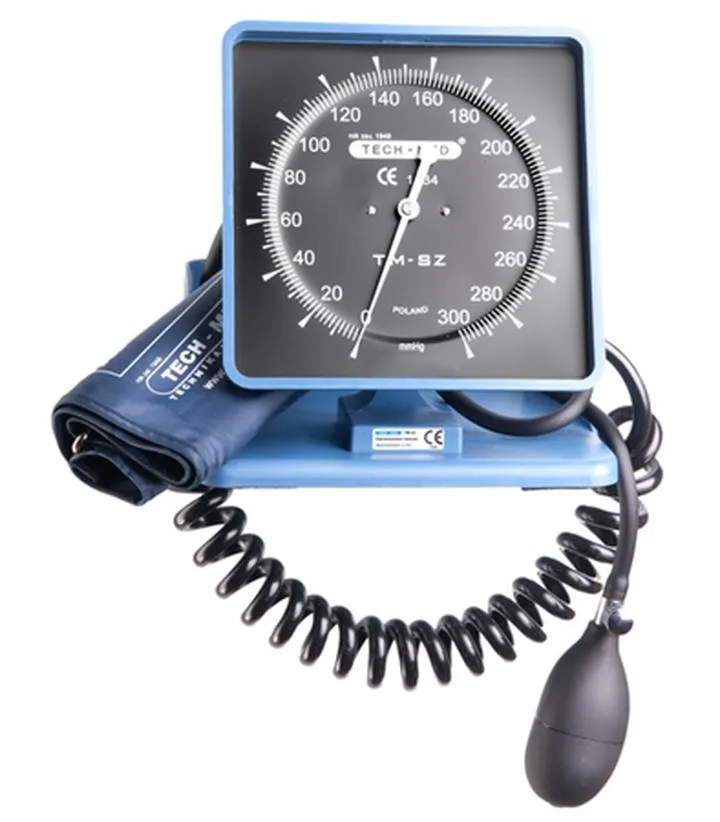 Manualny ciśnieniomierz w domu