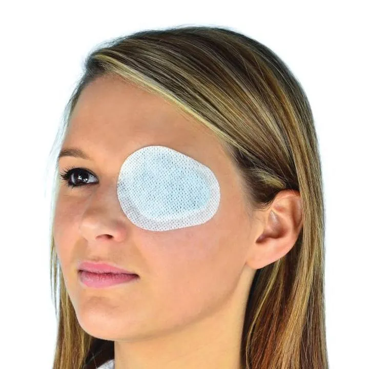 Opatrunek na oko i kciuk